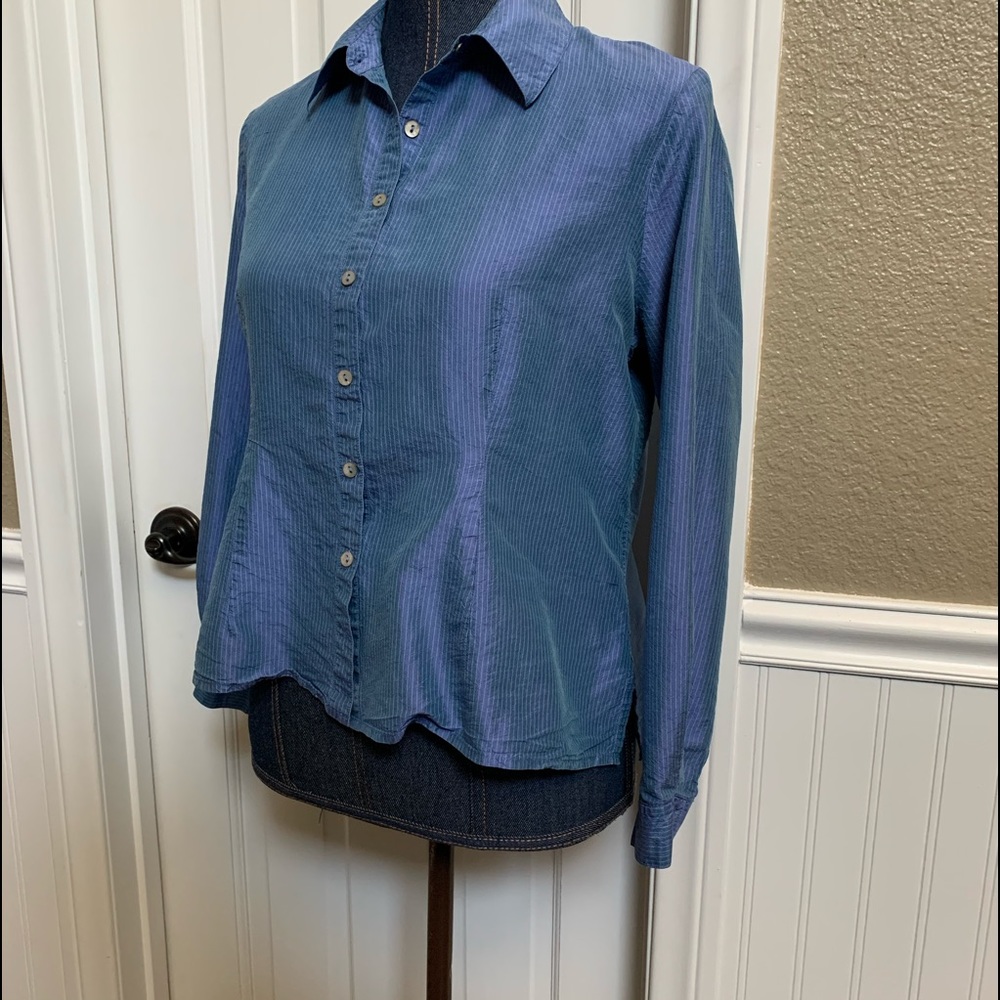 Career blouse. Silk.